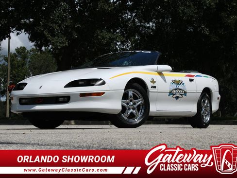 Used 1997 Chevrolet Camaro Z28 image 1
