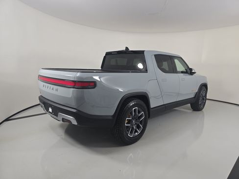 Used 2022 Rivian R1T Launch Edition AWD/4WD image 5