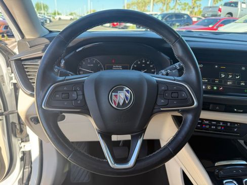 Used 2022 Buick Envision Preferred image 12
