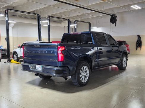 Used 2020 Chevrolet Silverado 1500 Custom w/ Custom Value Package RWD image 7