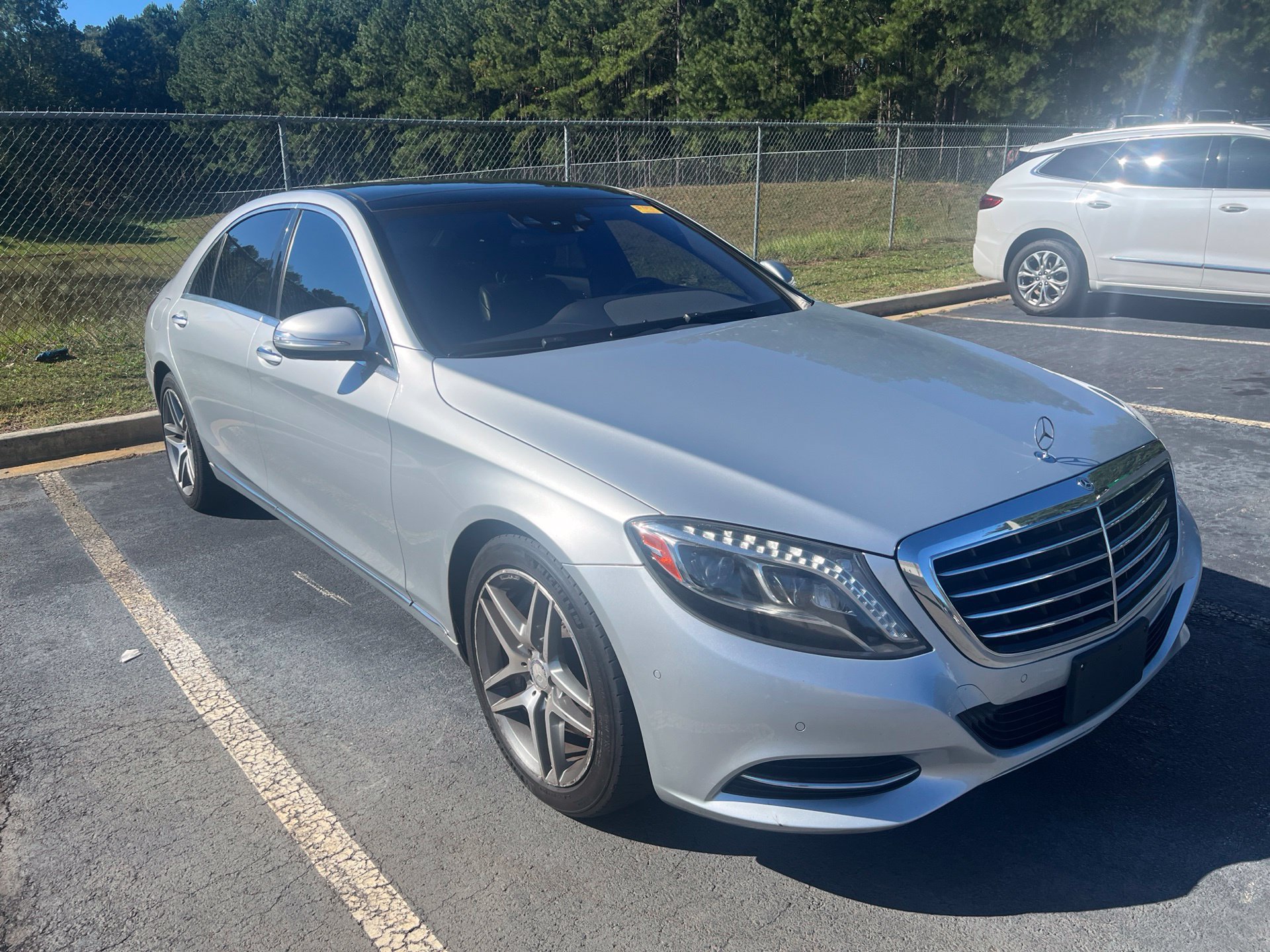 Used 2017 Mercedes-Benz S 550 Sedan w/ Premium Package image 6