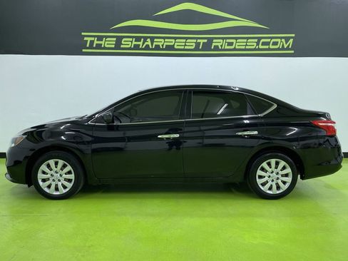 Used 2017 Nissan Sentra S image 6
