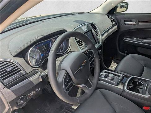 Used 2023 Chrysler 300 Touring w/ Sport Appearance Package RWD image 10