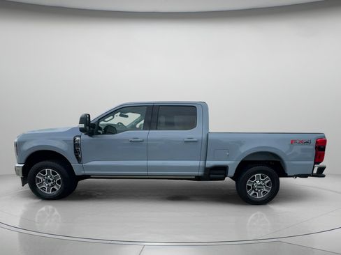 New 2026 Ford F250 Lariat w/ FX4 Off-Road Package image 16