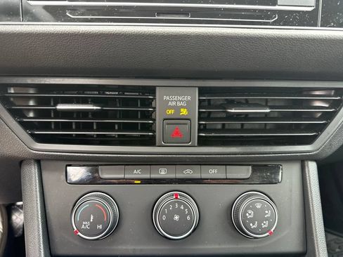 Used 2023 Volkswagen Jetta S FWD image 17