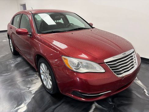 Used 2014 Chrysler 200 Touring image 16