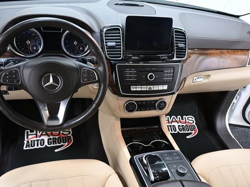 Used 2018 Mercedes-Benz GLS 450 4MATIC image 6