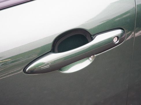 Used 2026 Toyota Corolla Cross XLE image 13