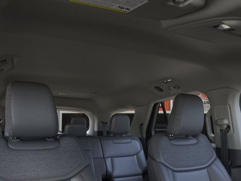 New 2026 Ford Explorer Active w/ Active Comfort Package AWD/4WD image 22