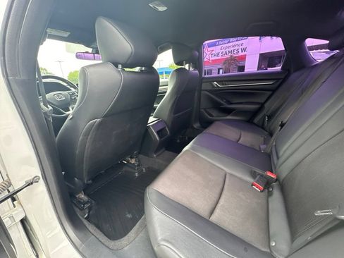Used 2019 Honda Accord Sport image 18