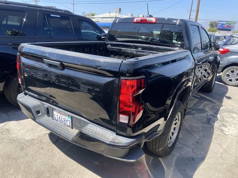 Used 2024 Chevrolet Colorado W/T RWD image 8