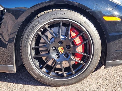Used 2014 Porsche Panamera GTS w/ Premium Package Plus image 29