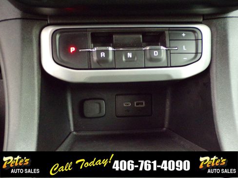 Used 2020 GMC Acadia SLE image 29