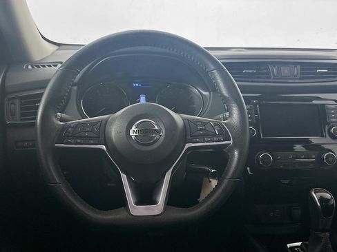 Used 2020 Nissan Rogue S w/ Special Edition Package FWD image 16