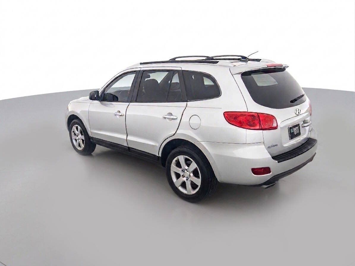 Used 2009 Hyundai Santa Fe Limited FWD image 7