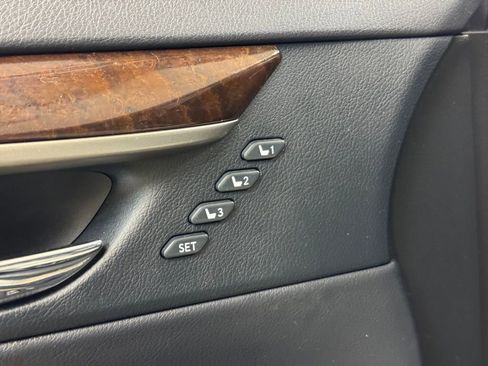 Used 2013 Lexus ES 350 w/ Premium Pkg image 10