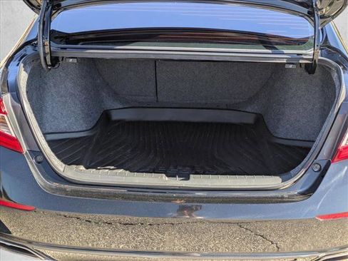 Used 2022 Honda Accord Sport image 6