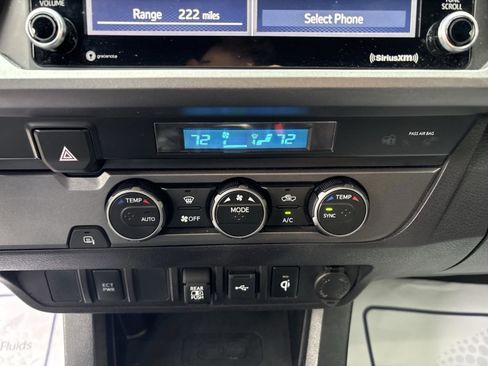 Used 2021 Toyota Tacoma TRD Sport image 30