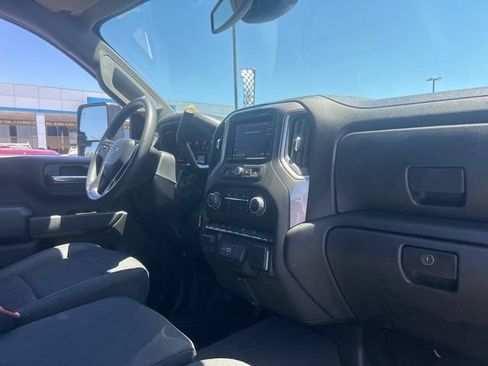 Used 2025 Chevrolet Silverado 2500 Custom w/ Custom Value Package AWD/4WD image 33