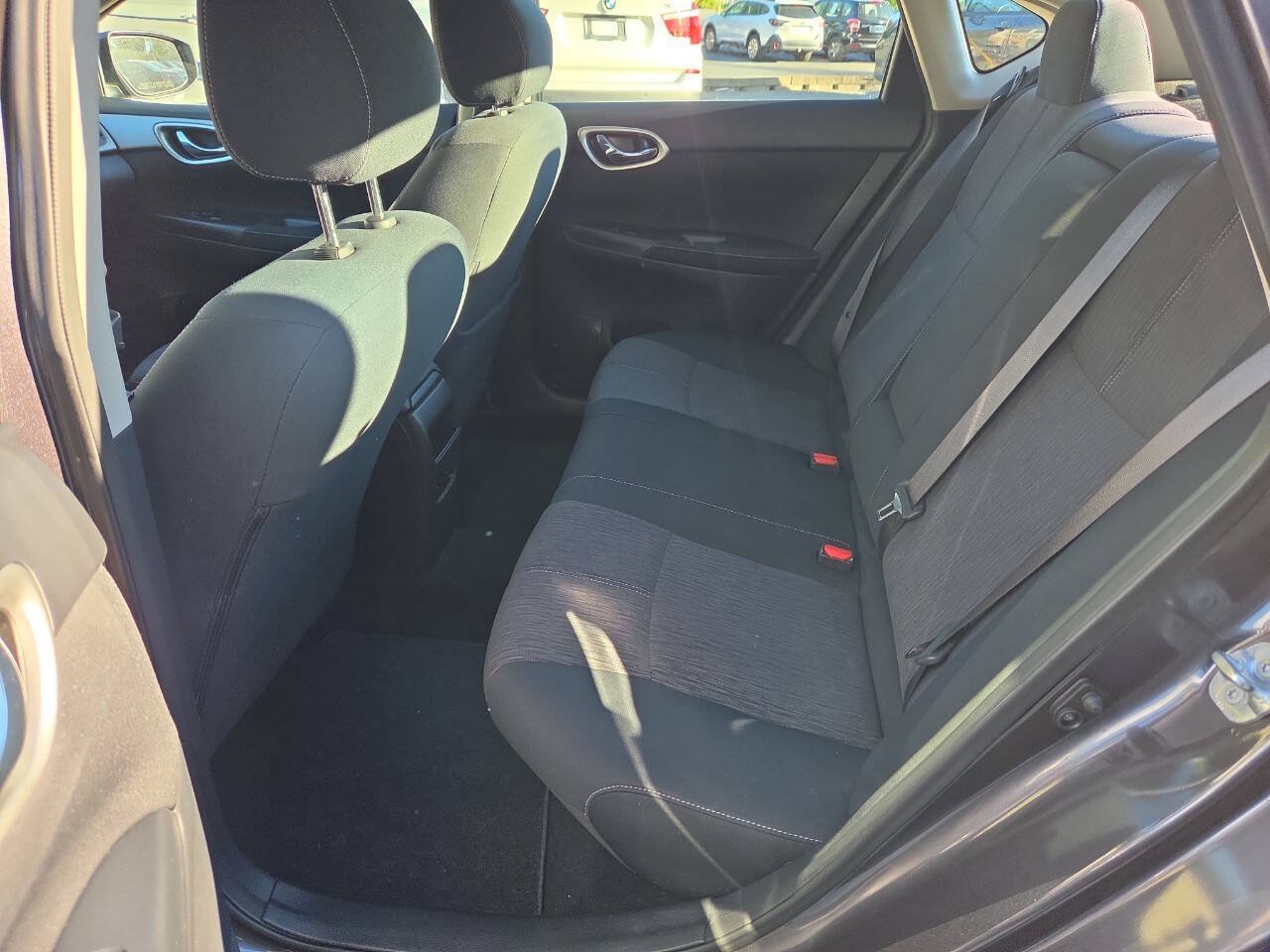 Used 2015 Nissan Sentra SV FWD image 16