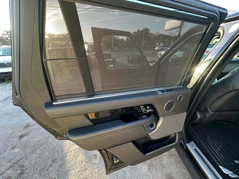 Used 2019 Land Rover Range Rover Long Wheelbase Autobiography AWD/4WD image 21