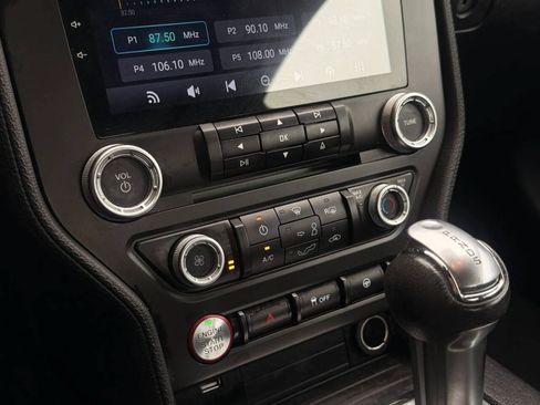 Used 2021 Ford Mustang GT w/ Black Accent Package RWD image 9