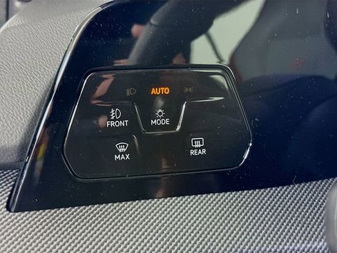 New 2025 Volkswagen GTI SE image 10