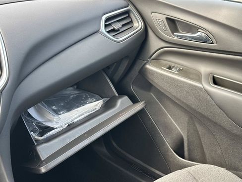 Certified 2024 Chevrolet Equinox LT w/ LPO, Floor Liner Package FWD image 31