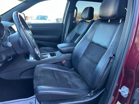 Used 2020 Jeep Grand Cherokee Altitude image 16