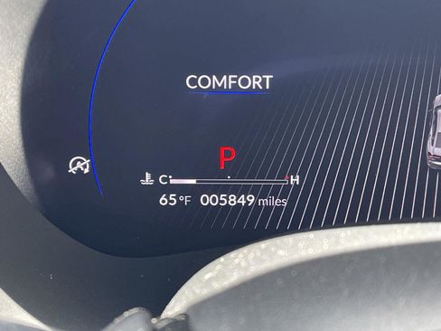 Used 2025 Acura TLX w/ Technology Package FWD image 8