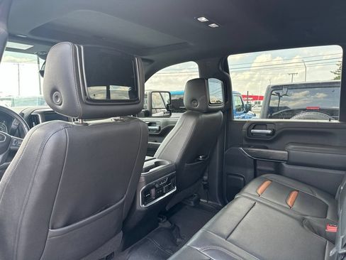 Used 2021 GMC Sierra 3500 AT4 w/ AT4 Premium Plus Package AWD/4WD image 6