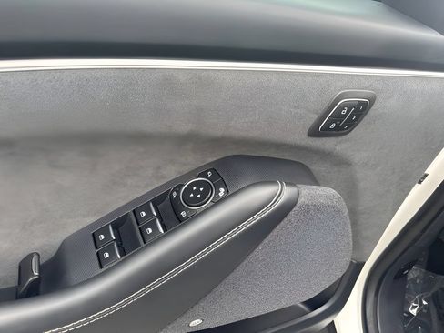 Used 2025 Ford Mustang Mach-E GT AWD/4WD image 19