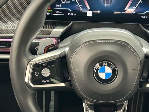 Used 2023 BMW 760i xDrive AWD/4WD image 11