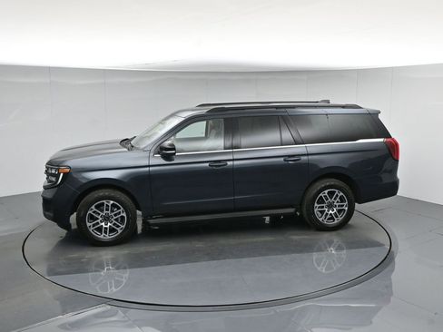 Used 2025 Ford Expedition Max Active AWD/4WD image 48