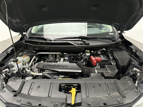 Used 2024 Nissan Rogue S AWD/4WD image 37