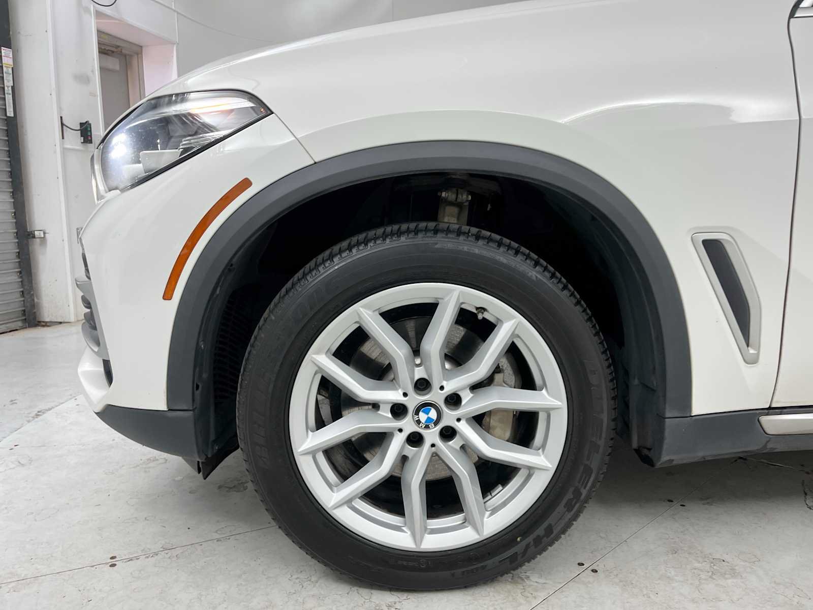 Used 2020 BMW X5 xDrive40i w/ Premium Package AWD/4WD image 25