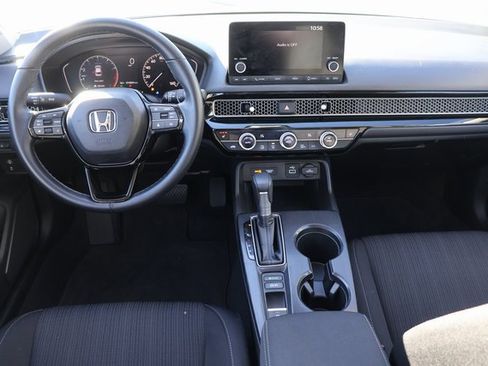 Used 2024 Honda Civic EX image 2