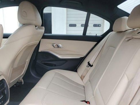 Used 2022 BMW 330i xDrive Sedan image 8