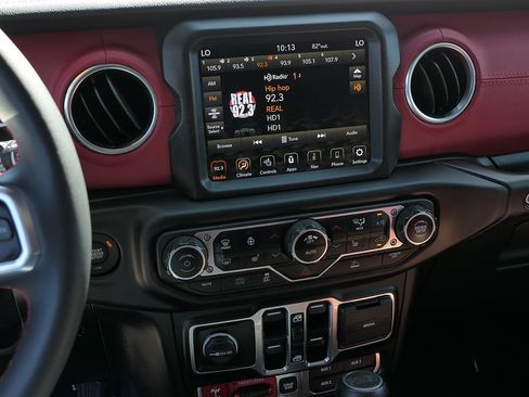 Used 2023 Jeep Wrangler Unlimited Rubicon 4xe AWD/4WD image 20