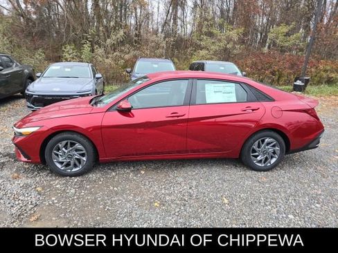 New 2026 Hyundai Elantra Blue image 2