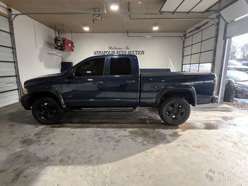 Used 2004 Dodge Ram 1500 Truck SLT image 1