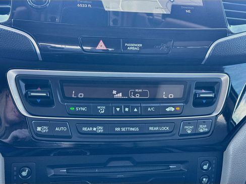 Used 2022 Honda Pilot Elite image 24