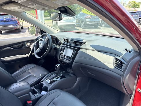 Used 2020 Nissan Rogue SL AWD/4WD image 19