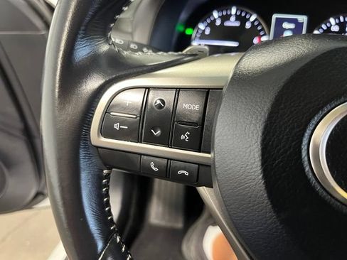 Used 2016 Lexus GS 200t w/ Premium Package RWD image 26