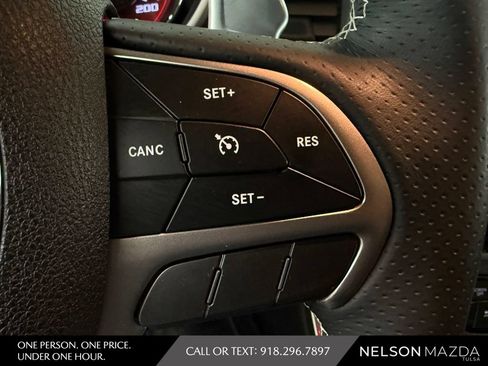 Used 2018 Dodge Challenger SRT Hellcat RWD image 24