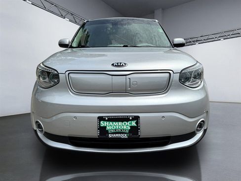 Used 2017 Kia Soul EV + w/ Sun & Fun Package FWD image 10