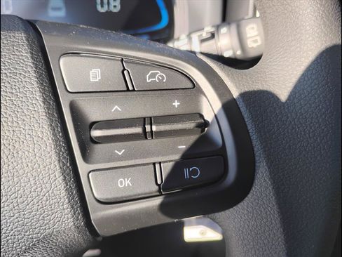 New 2026 Hyundai Venue SE image 26