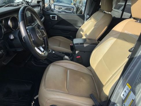 Used 2019 Jeep Wrangler Unlimited Rubicon image 27