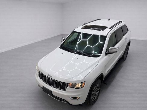 Used 2021 Jeep Grand Cherokee Limited image 37