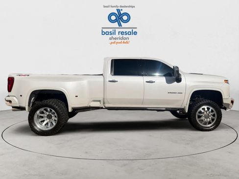 Used 2022 Chevrolet Silverado 3500 LTZ w/ LTZ Plus Package AWD/4WD image 8